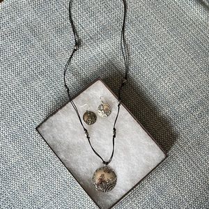 Silpada necklace and earrings